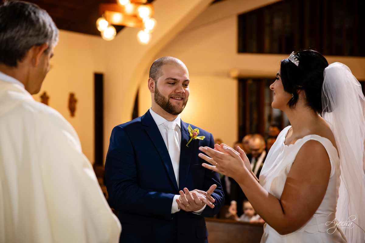 casamento clássico Curitiba, fotógrafo casamento luxo Curitiba, casamento Clube Curitibano, fotógrafa casamentos elegantes, cerimonial Ademir Rodrigues, fotos casamento sofisticado, fotógrafa Curitiba premium, casamento alto padrão Curitiba, noiva seda