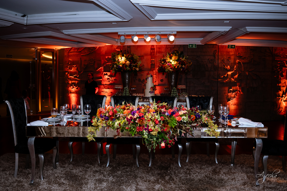 casamento clássico Curitiba, fotógrafo casamento luxo Curitiba, casamento Clube Curitibano, fotógrafa casamentos elegantes, cerimonial Ademir Rodrigues, fotos casamento sofisticado, fotógrafa Curitiba premium, casamento alto padrão Curitiba, noiva seda