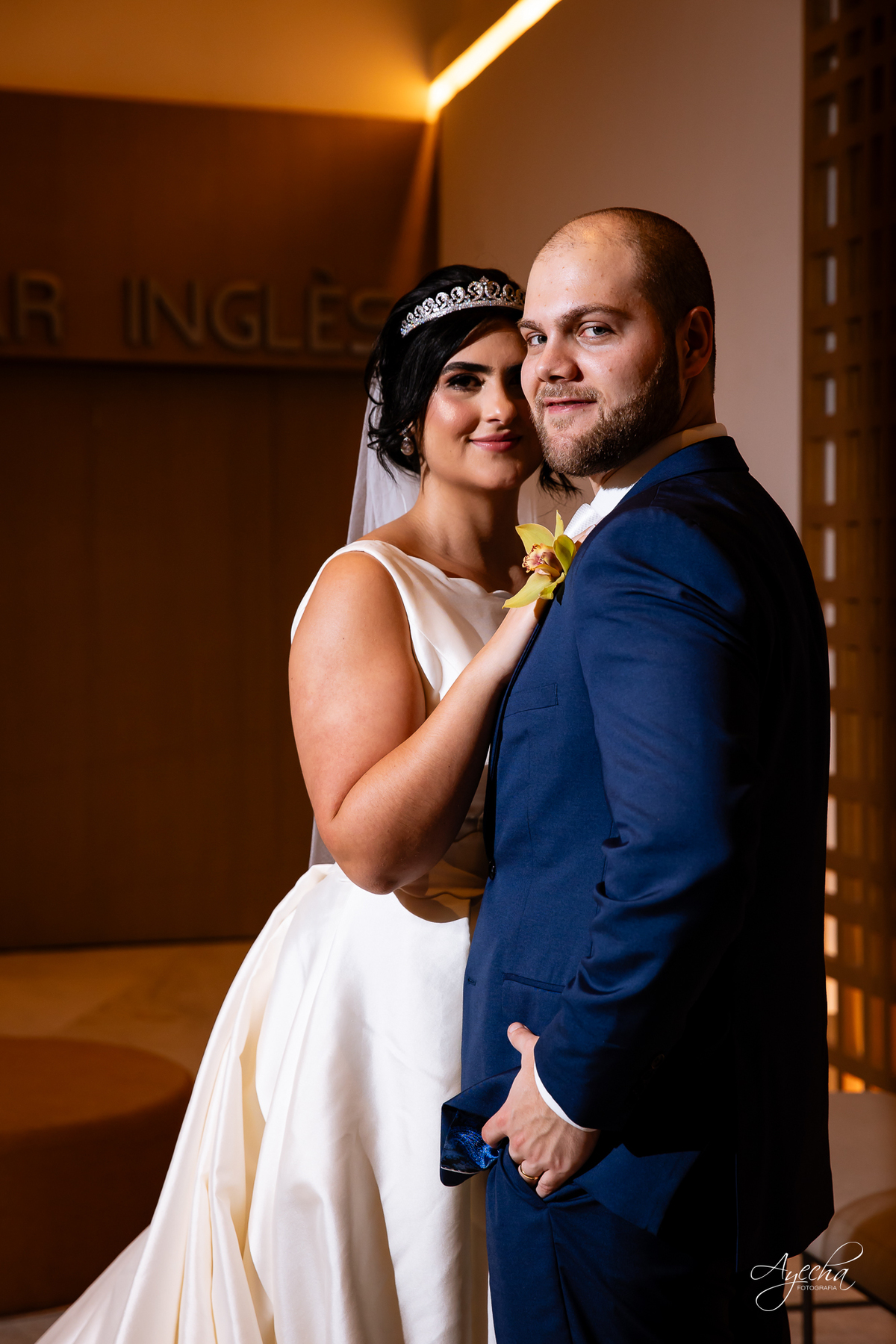 casamento clássico Curitiba, fotógrafo casamento luxo Curitiba, casamento Clube Curitibano, fotógrafa casamentos elegantes, cerimonial Ademir Rodrigues, fotos casamento sofisticado, fotógrafa Curitiba premium, casamento alto padrão Curitiba, noiva seda