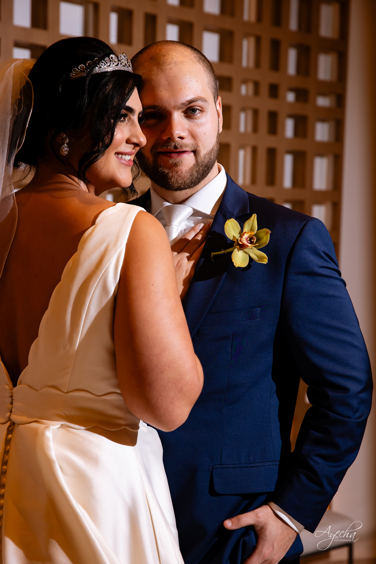 casamento clássico Curitiba, fotógrafo casamento luxo Curitiba, casamento Clube Curitibano, fotógrafa casamentos elegantes, cerimonial Ademir Rodrigues, fotos casamento sofisticado, fotógrafa Curitiba premium, casamento alto padrão Curitiba, noiva seda