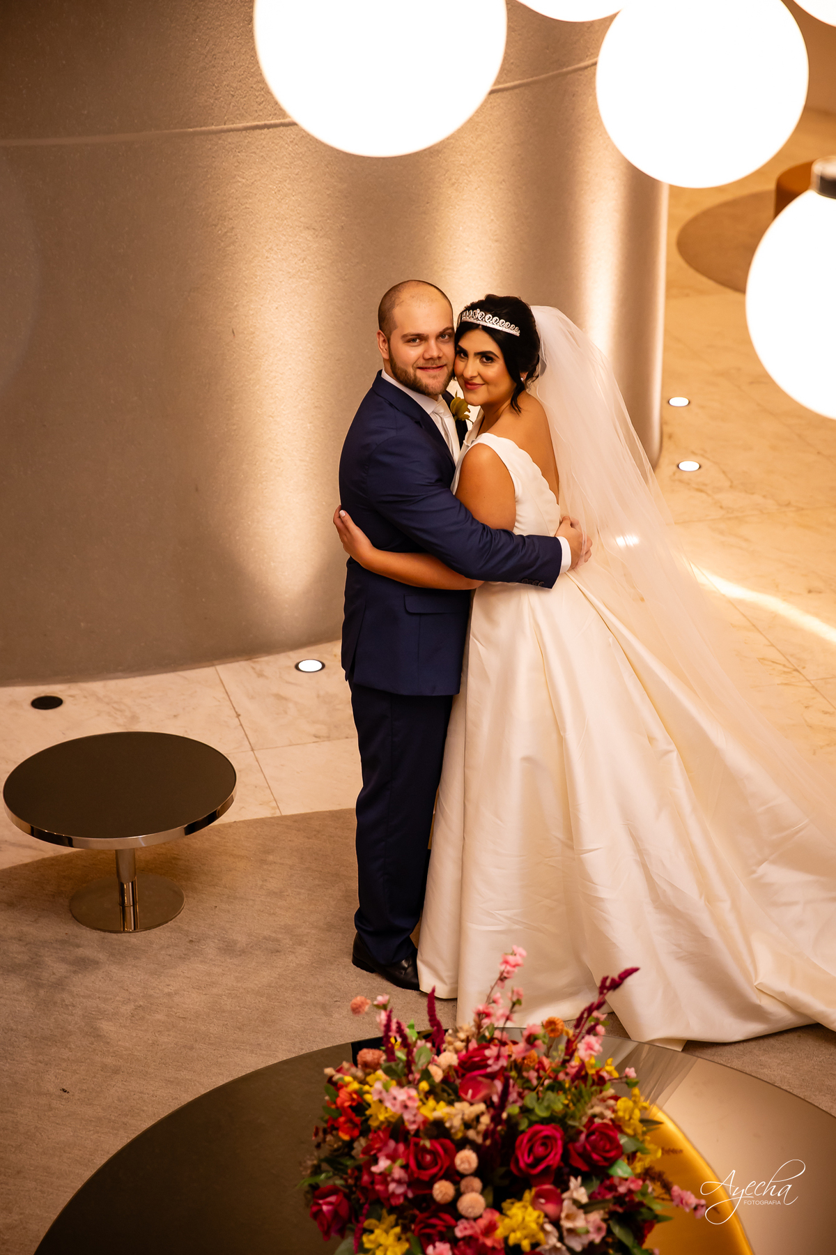 casamento clássico Curitiba, fotógrafo casamento luxo Curitiba, casamento Clube Curitibano, fotógrafa casamentos elegantes, cerimonial Ademir Rodrigues, fotos casamento sofisticado, fotógrafa Curitiba premium, casamento alto padrão Curitiba, noiva seda