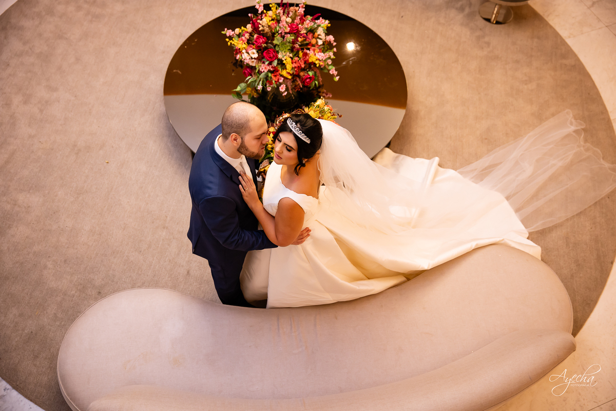 casamento clássico Curitiba, fotógrafo casamento luxo Curitiba, casamento Clube Curitibano, fotógrafa casamentos elegantes, cerimonial Ademir Rodrigues, fotos casamento sofisticado, fotógrafa Curitiba premium, casamento alto padrão Curitiba, noiva seda