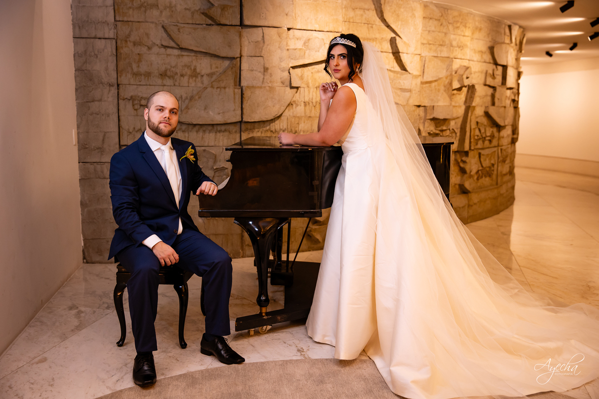 casamento clássico Curitiba, fotógrafo casamento luxo Curitiba, casamento Clube Curitibano, fotógrafa casamentos elegantes, cerimonial Ademir Rodrigues, fotos casamento sofisticado, fotógrafa Curitiba premium, casamento alto padrão Curitiba, noiva seda