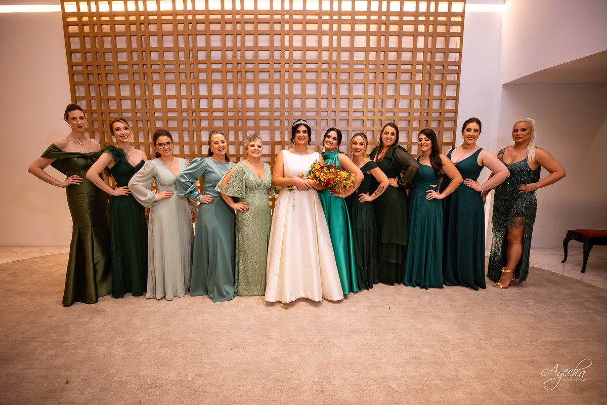 casamento clássico Curitiba, fotógrafo casamento luxo Curitiba, casamento Clube Curitibano, fotógrafa casamentos elegantes, cerimonial Ademir Rodrigues, fotos casamento sofisticado, fotógrafa Curitiba premium, casamento alto padrão Curitiba, noiva seda