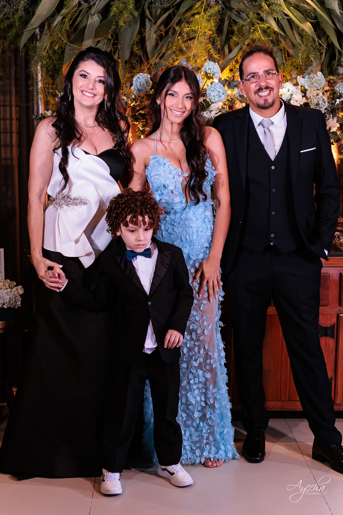 fotógrafo festa 15 anos Curitiba, debutante alto padrão Curitiba, festa Coco Bambu Curitiba, fotógrafa debutantes Curitiba, ensaio debutante Curitiba, festa luxo 15 anos Curitiba, fotos debutante sofisticada, debutante Curitiba exclusiva, berton show