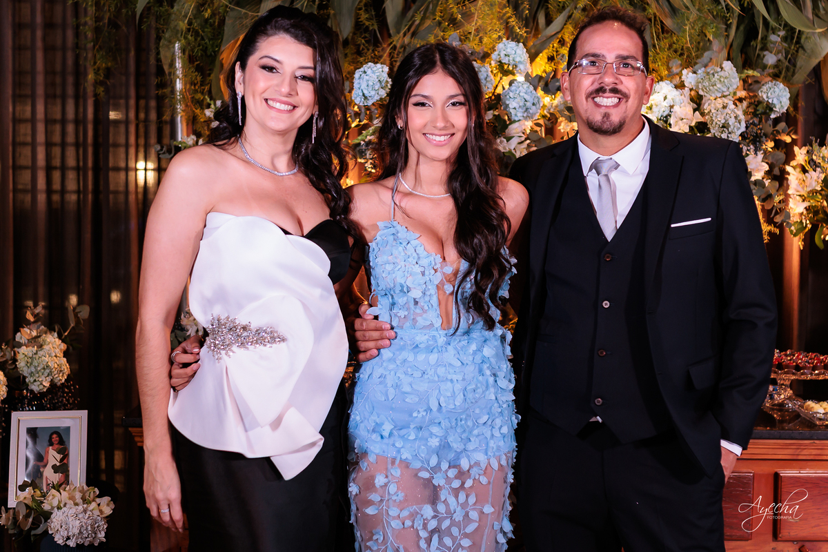 fotógrafo festa 15 anos Curitiba, debutante alto padrão Curitiba, festa Coco Bambu Curitiba, fotógrafa debutantes Curitiba, ensaio debutante Curitiba, festa luxo 15 anos Curitiba, fotos debutante sofisticada, debutante Curitiba exclusiva, berton show