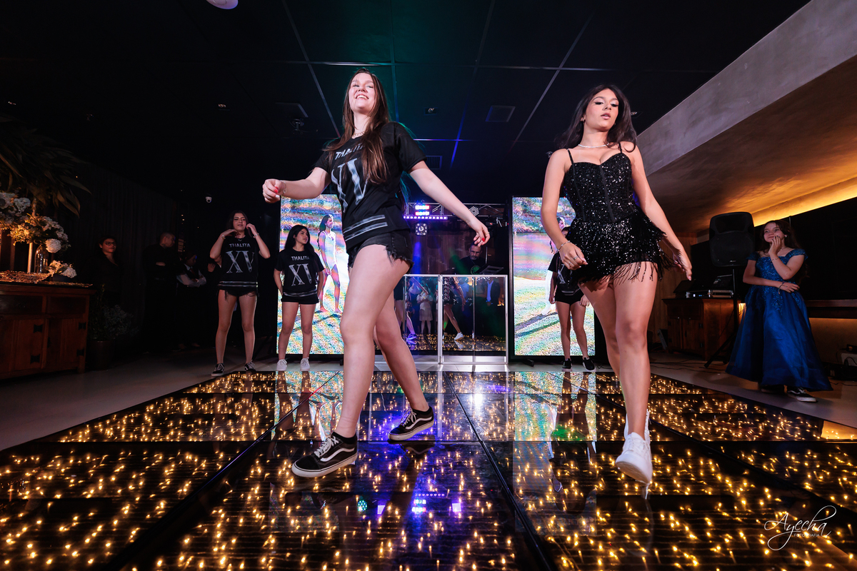 fotógrafo festa 15 anos Curitiba, debutante alto padrão Curitiba, festa Coco Bambu Curitiba, fotógrafa debutantes Curitiba, ensaio debutante Curitiba, festa luxo 15 anos Curitiba, fotos debutante sofisticada, debutante Curitiba exclusiva, berton show