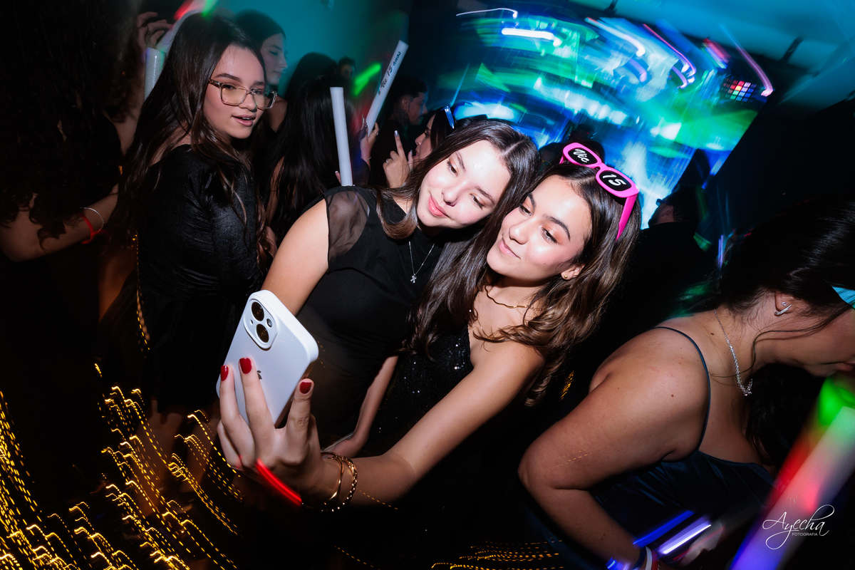 fotografia festa 15 anos Curitiba, fotógrafo debutante Curitiba, ensaio debutante, festa 15 anos Colombo, fotógrafo debutante alto padrão, fotos elegantes debutantes Curitiba, cobertura festa debutante, debutante Curitiba; Quinta Betel Fotos