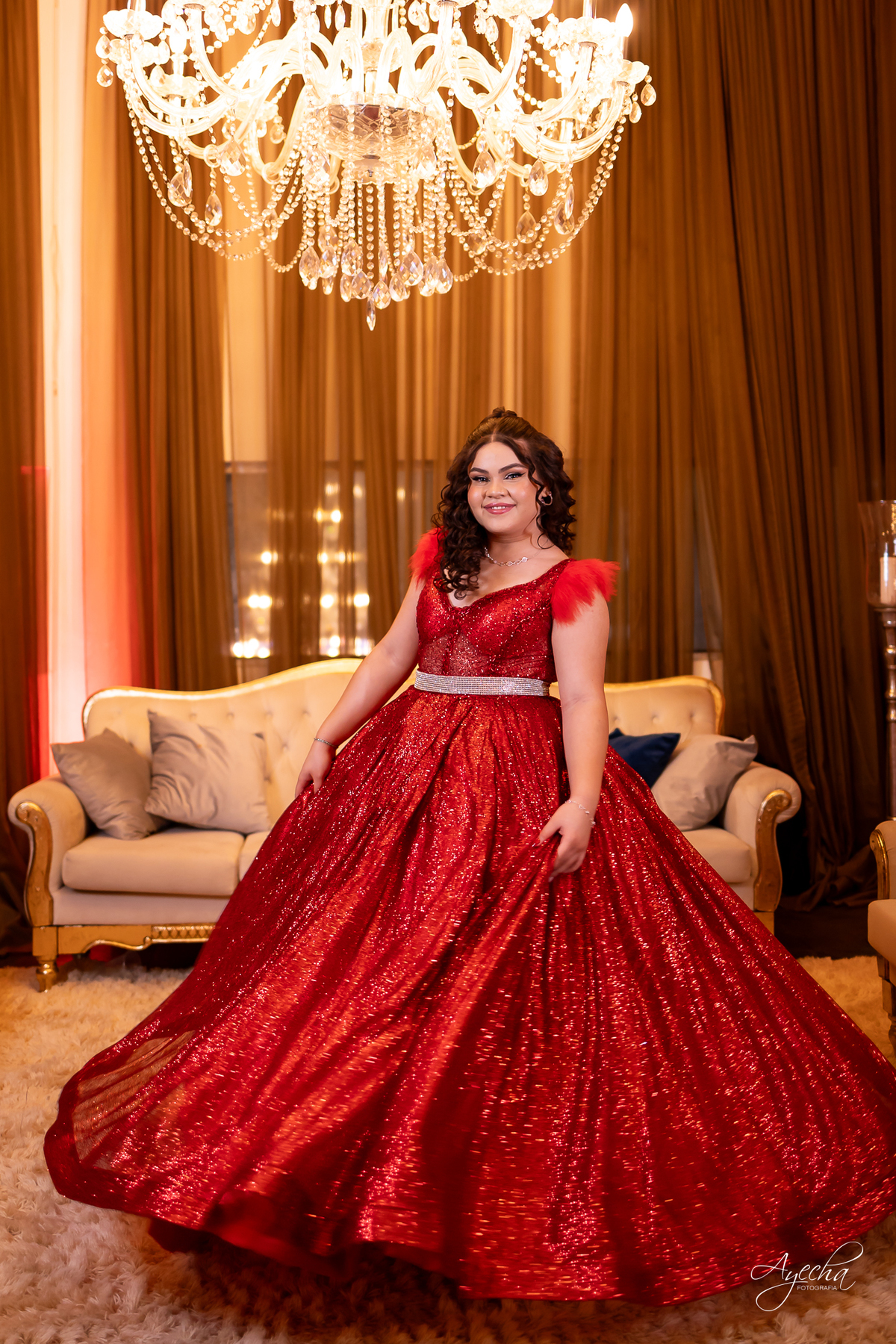 15 anos; debutante; Cerezzo Eventos Curitiba; Fotógrafo Curitiba; Fotos 15 anos Curitiba; Vestido debutante; Fotos de festa; melho fotografo de 15 anos; Debutante vermelho;  espaço para eventos Curitiba; Decoração 15 anos, Valsa 15; DJ 15 anos