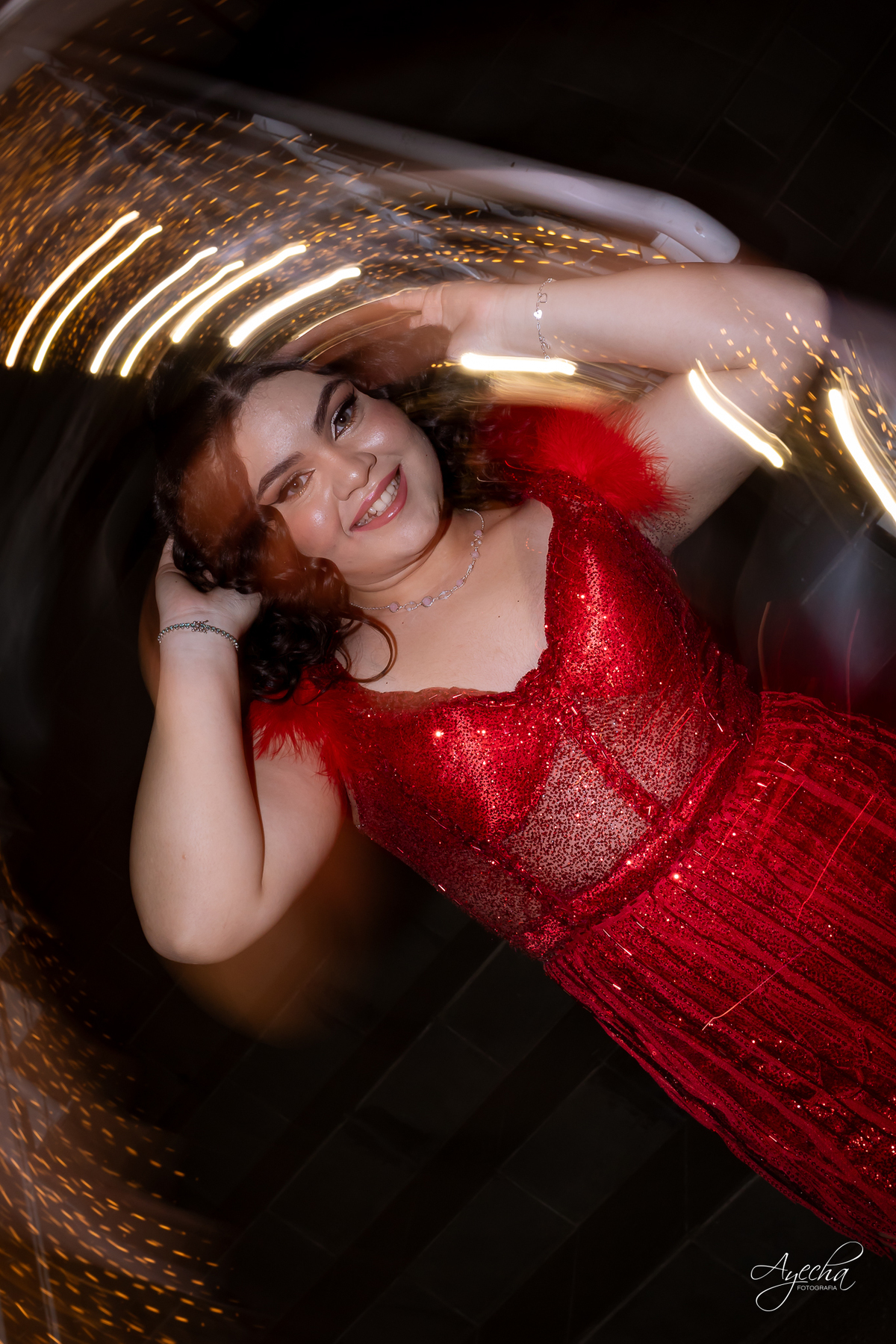 15 anos; debutante; Cerezzo Eventos Curitiba; Fotógrafo Curitiba; Fotos 15 anos Curitiba; Vestido debutante; Fotos de festa; melho fotografo de 15 anos; Debutante vermelho;  espaço para eventos Curitiba; Decoração 15 anos, Valsa 15; DJ 15 anos