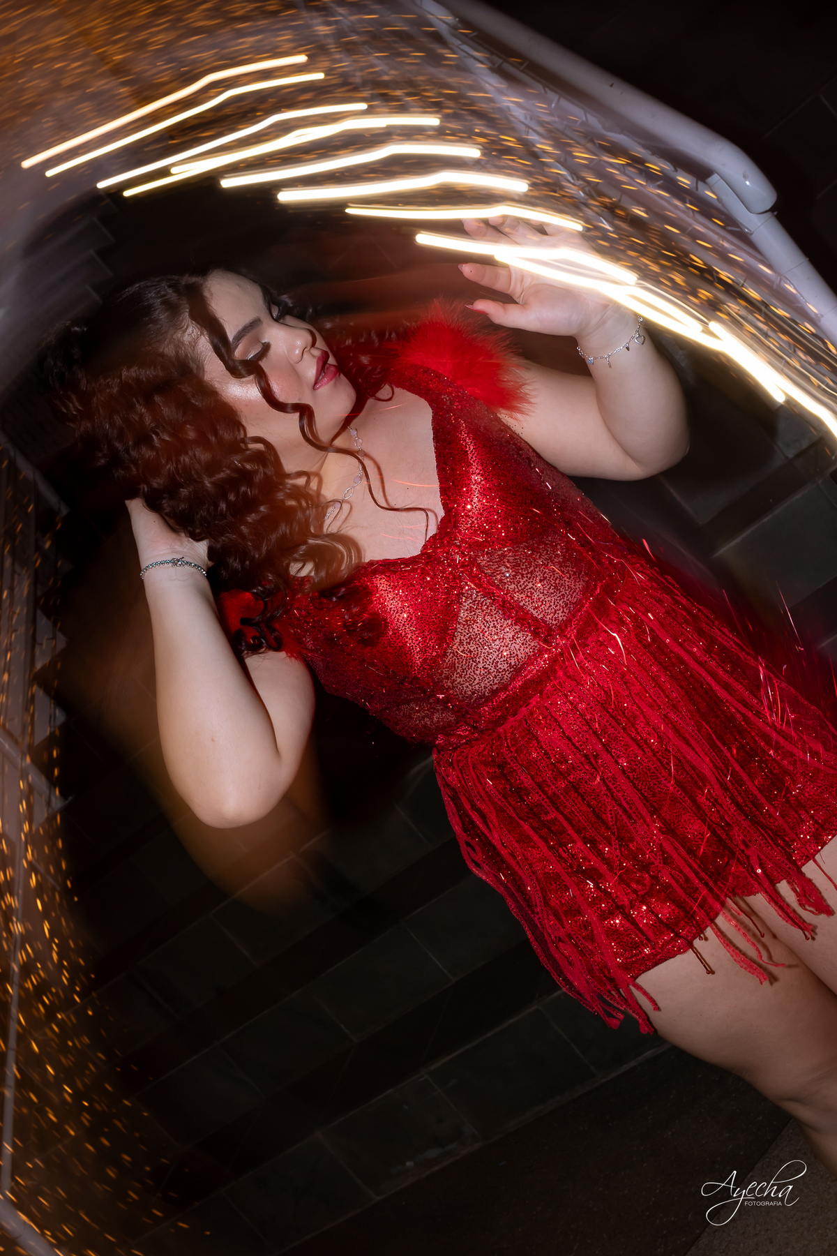 15 anos; debutante; Cerezzo Eventos Curitiba; Fotógrafo Curitiba; Fotos 15 anos Curitiba; Vestido debutante; Fotos de festa; melho fotografo de 15 anos; Debutante vermelho;  espaço para eventos Curitiba; Decoração 15 anos, Valsa 15; DJ 15 anos