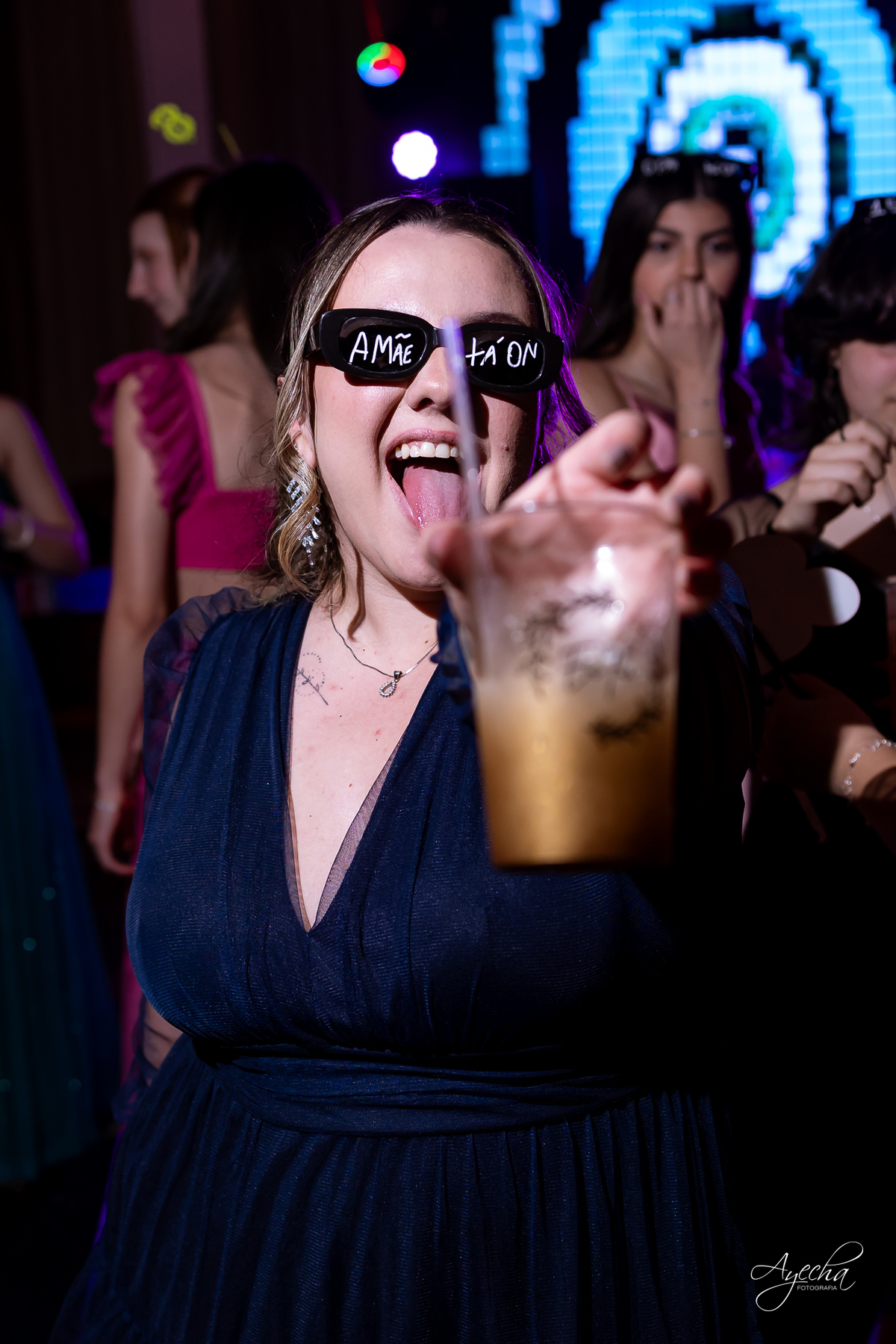 15 anos; debutante; Cerezzo Eventos Curitiba; Fotógrafo Curitiba; pculos festa; Vestido debutante; Fotos de festa; melho fotografo de 15 anos; Debutante vermelho;  espaço para eventos Curitiba; Decoração 15 anos, Valsa 15; DJ 15 anos