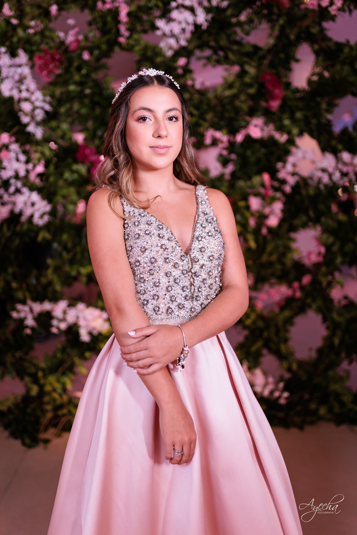 Debutante elegante; Debutante luxo; 15 anos de luxo; fotos debutante; fotos 15 anos; eventos Curitiba; Maggiore Evento, 15 anos Maggiore; Casamento Maggiore; Barigui Eventos; Decoração 15 anos; Cerimonial 15 anos; Vestido debutante; vestido rosa