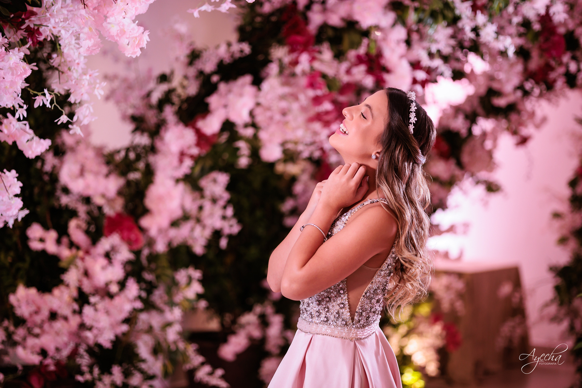 Debutante elegante; Debutante luxo; 15 anos de luxo; fotos debutante; fotos 15 anos; eventos Curitiba; Maggiore Evento, 15 anos Maggiore; Casamento Maggiore; Barigui Eventos; Decoração 15 anos; Cerimonial 15 aDebutantenos; Vestido debutante; vestido rosav