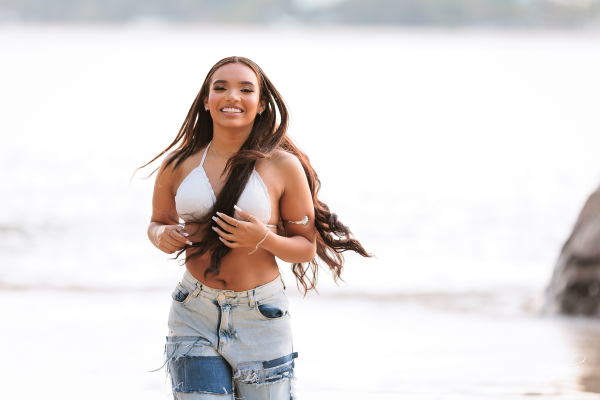 Ensaio na Praia; Ensaio Matinhos; Ensaio Caiobá; Ensaio 15 anos na praia; Ensaio Debutante na Praia; 15 anos; debutante; fotografo matinhos, fotografo caiobá; fotografos litoral; ensaios na praia; ensaio litoral; fotografo guaratuba; 