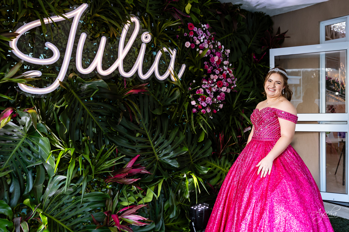 Chácara Ienkot 15 anos; Casamento Iekot; Noiva são josé dos pinhais; making of debutante; mãe e filha 15 anos; regina rocha maquiadora; cris decorações são josé dos pinhais; ensaio de noivos; pré wedding; chácara eventos curitiba; fotografos são josé
