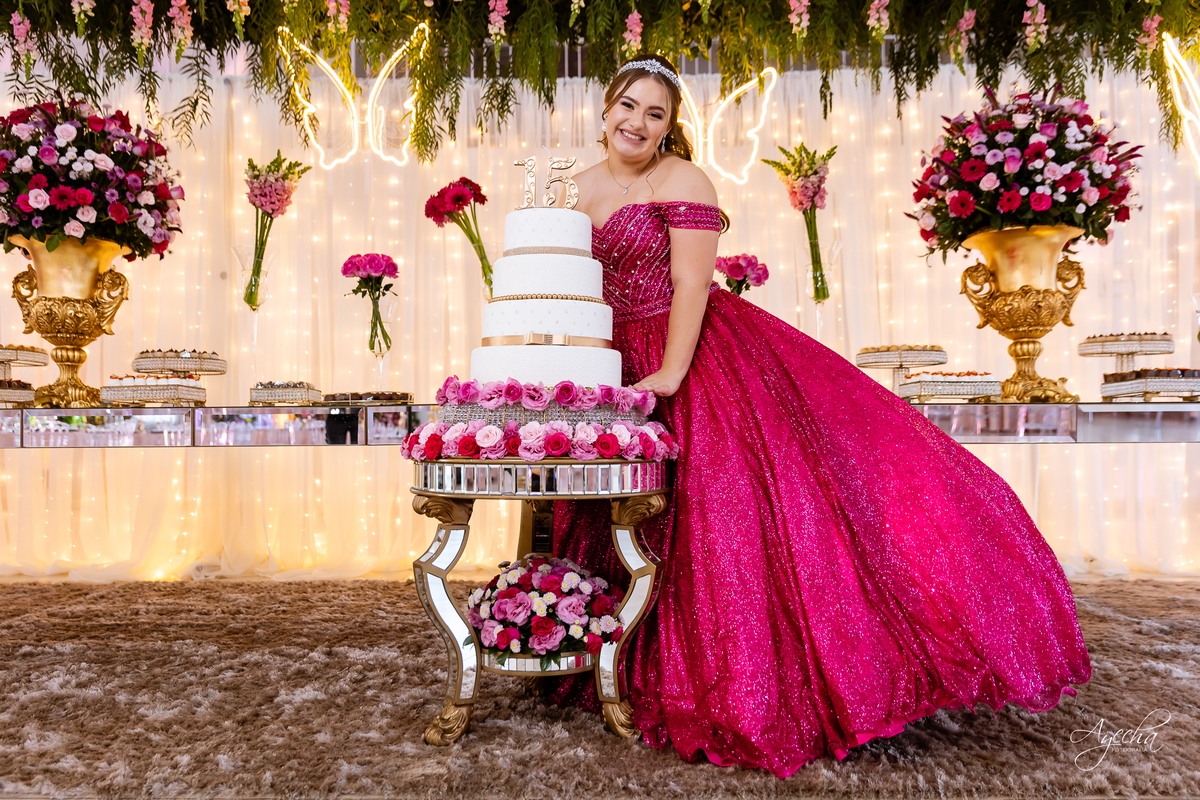 Chácara Ienkot 15 anos; Casamento Iekot; Noiva são josé dos pinhais; making of debutante; mãe e filha 15 anos; regina rocha maquiadora; cris decorações são josé dos pinhais; ensaio de noivos; pré wedding; chácara eventos curitiba; fotografos são josé