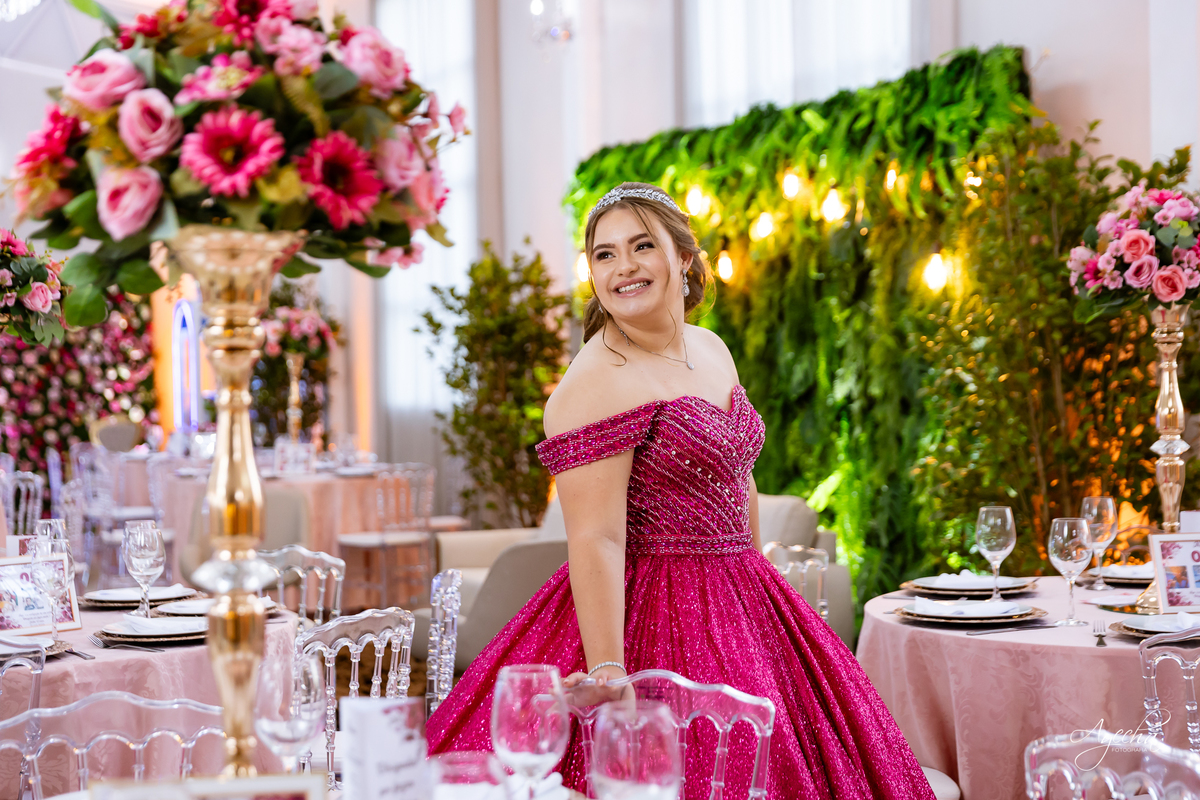 Chácara Ienkot 15 anos; Casamento Iekot; Noiva são josé dos pinhais; making of debutante; mãe e filha 15 anos; regina rocha maquiadora; cris decorações são josé dos pinhais; ensaio de noivos; pré wedding; chácara eventos curitiba; fotografos são josé