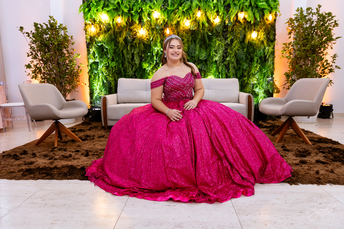 Chácara Ienkot 15 anos; Casamento Iekot; Noiva são josé dos pinhais; making of debutante; mãe e filha 15 anos; regina rocha maquiadora; cris decorações são josé dos pinhais; ensaio de noivos; pré wedding; chácara eventos Chácacuritiba; fotografos são josé