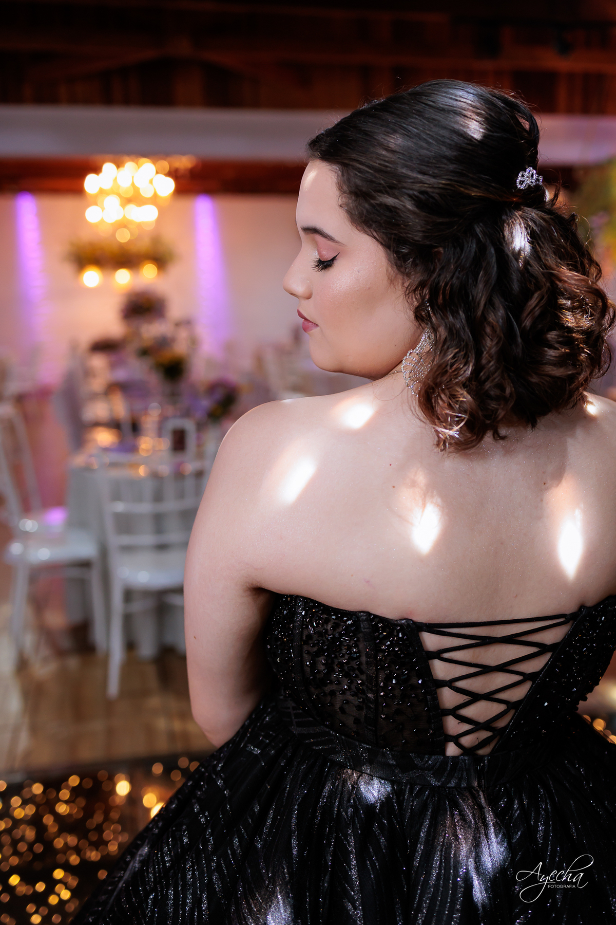 decoração lilás; cerimonial curitiba; lagos italy, fotografo de 15 anos curitiba; inspiração festa de debutante; vestido de debutante preto; dicas 15 anos; letras iluminadas gigantes; decoração 15 anos; chácara 15 anos; vestido de debutante curitiba; 