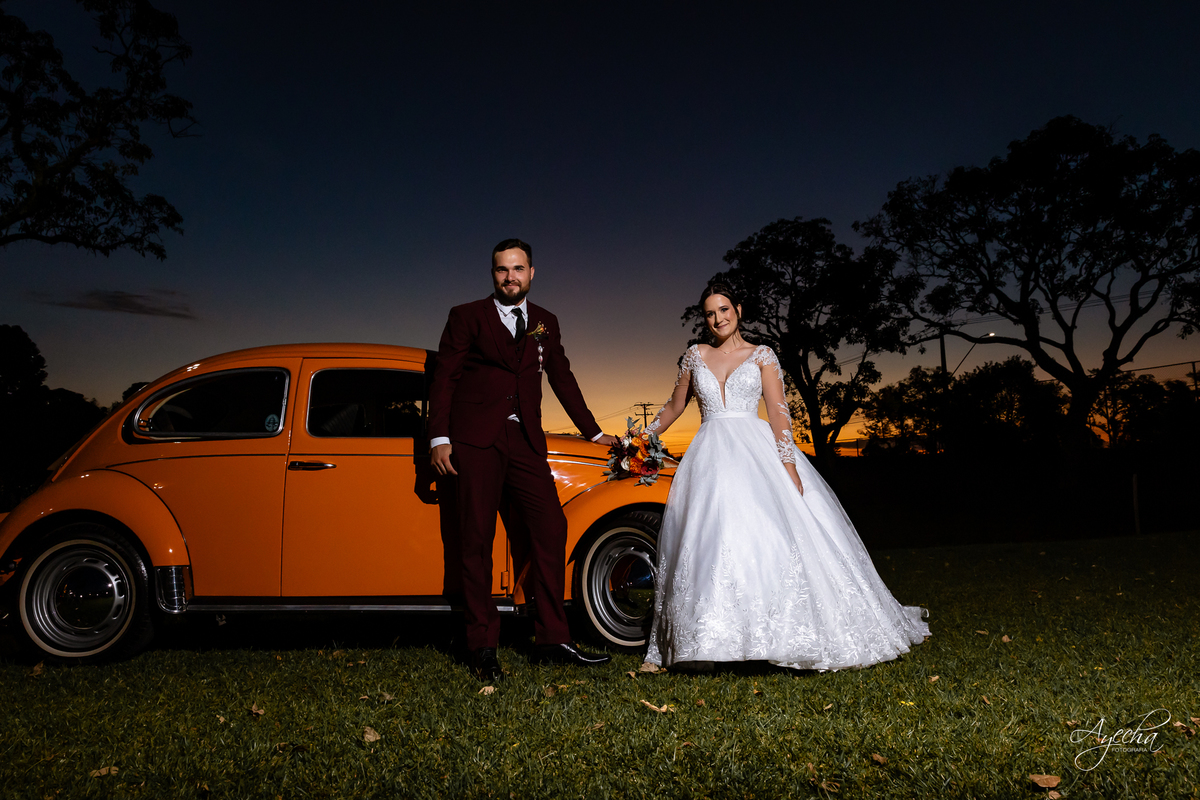 Orleans, Paróquia  Santo Antonio Orleans; Making of noivo; Fusca; Noivos com Fusca; Carro dos Noivos; Making of da noiva, Melissa Campano; Emerson Correa; Deborah Ayecha; Fotografo de Casamento Curitiba; Fotos Casamento Orleans; 