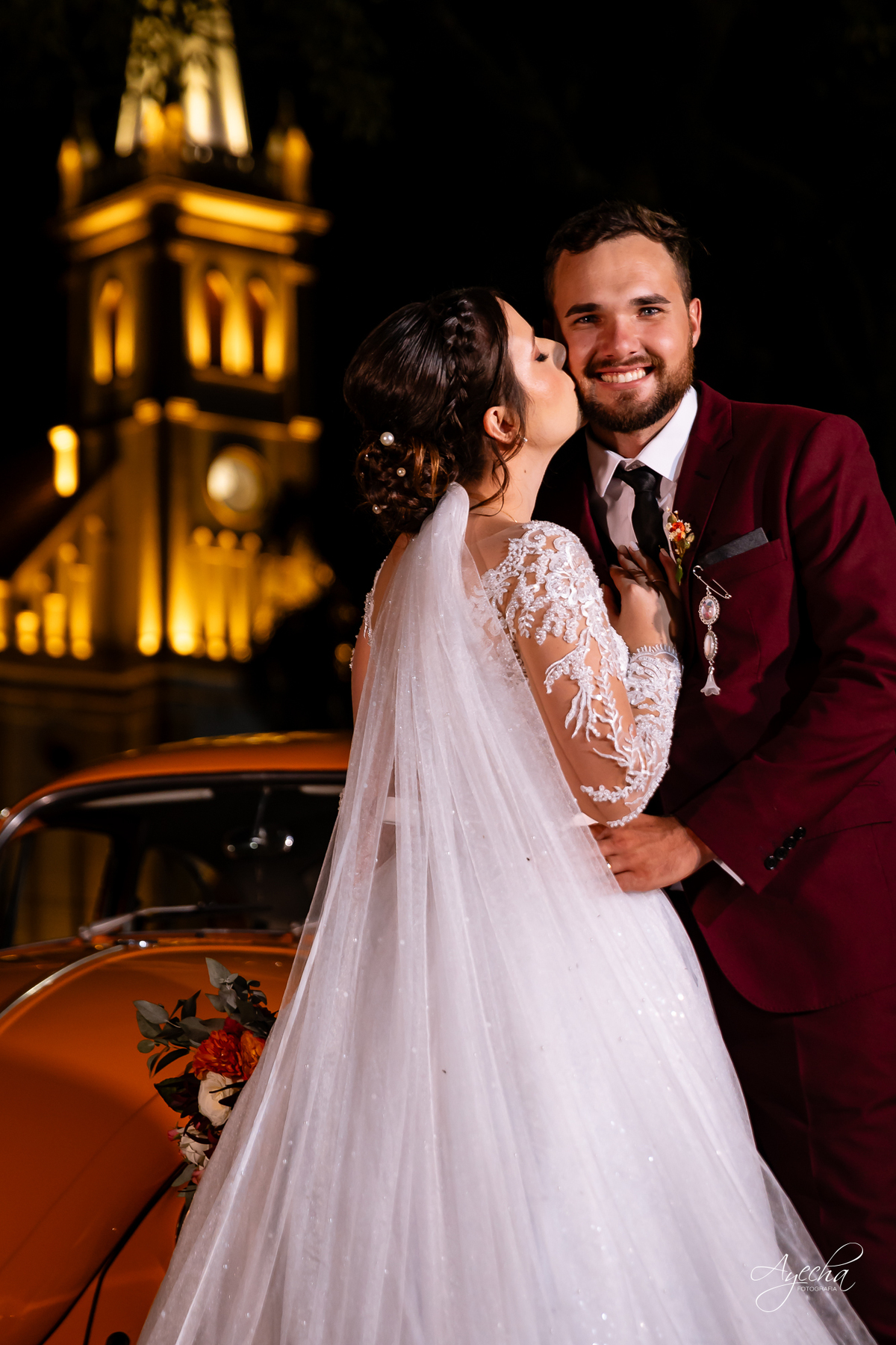 Orleans, Paróquia  Santo Antonio Orleans; Making of noivo; Fusca; Noivos com Fusca; Carro dos Noivos; Making of da noiva, Melissa Campano; Emerson Correa; Deborah Ayecha; Fotografo de Casamento Curitiba; Fotos Casamento Orleans; 