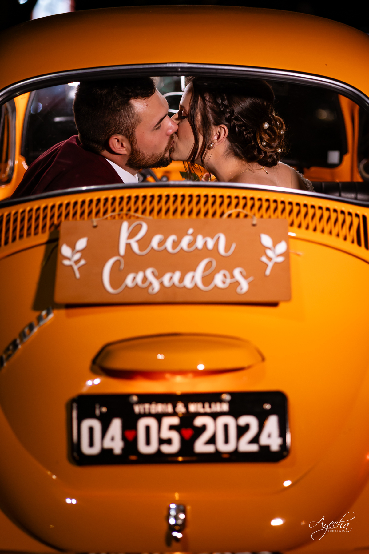 Orleans, Paróquia  Santo Antonio Orleans; Making of noivo; Fusca; Noivos com Fusca; Carro dos Noivos; Making of da noiva, Melissa Campano; Emerson Correa; Deborah Ayecha; Fotografo de Casamento Curitiba; Fotos Casamento Orleans; 