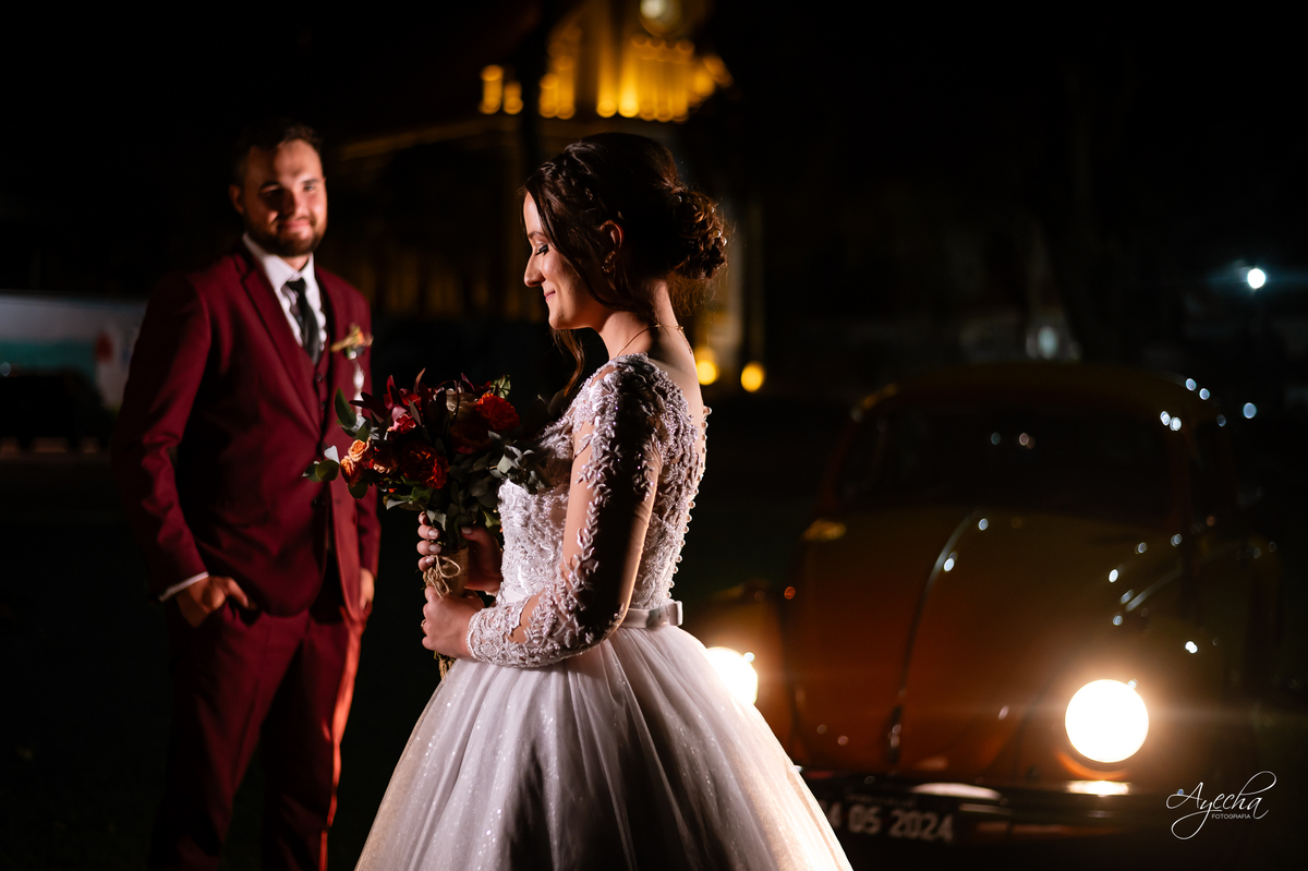 Orleans, Paróquia  Santo Antonio Orleans; Making of noivo; Fusca; Noivos com Fusca; Carro dos Noivos; Making of da noiva, Melissa Campano; Emerson Correa; Deborah Ayecha; Fotografo de Casamento Curitiba; Fotos Casamento Orleans; 