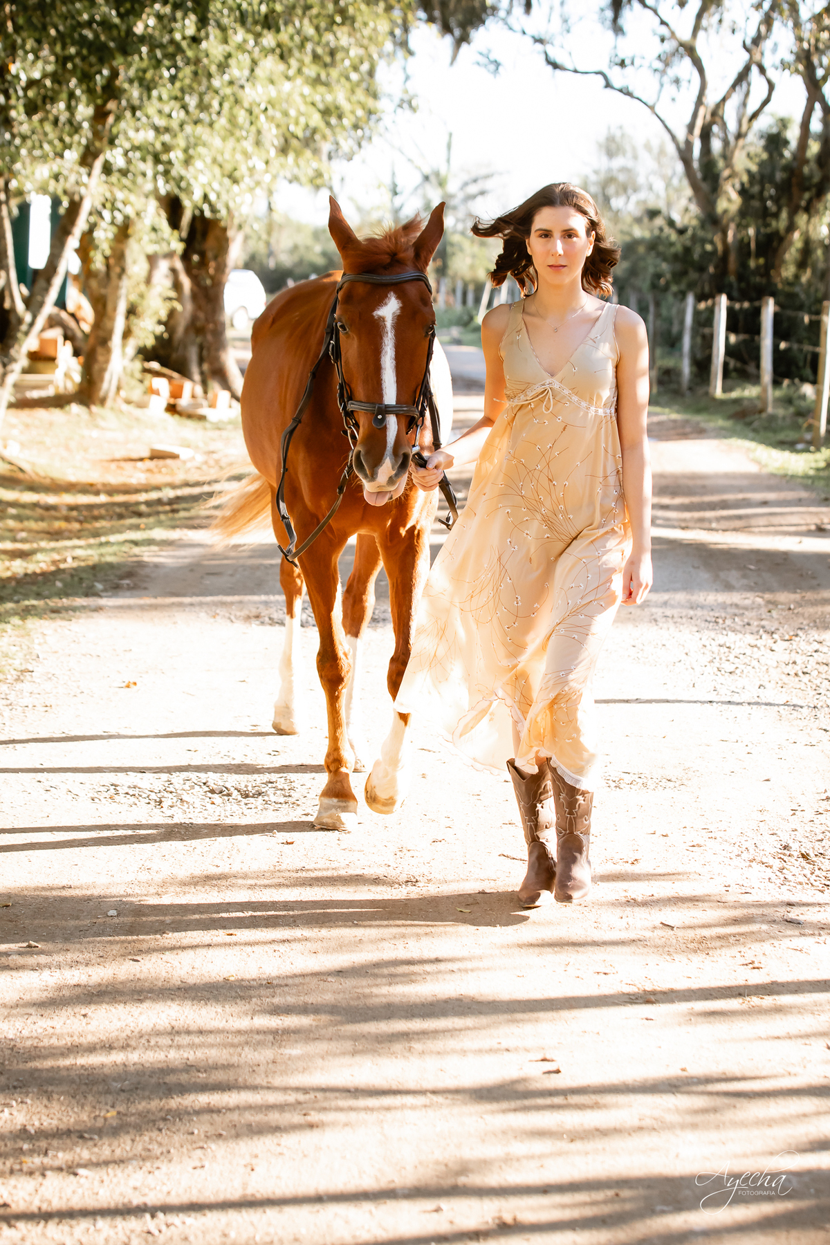 Ensaio praia; SHCSC; SOCIEDADE HIPICA CATARINENSE; ensaio hipica; ensaio cavalos; horse; amazona; hipismo; horse; love horse; fotos com cavalos; ensaio cavalo curitiba; ensaio feminino com cavalo; ideias de fotos com cavalos; hipica curitiba;