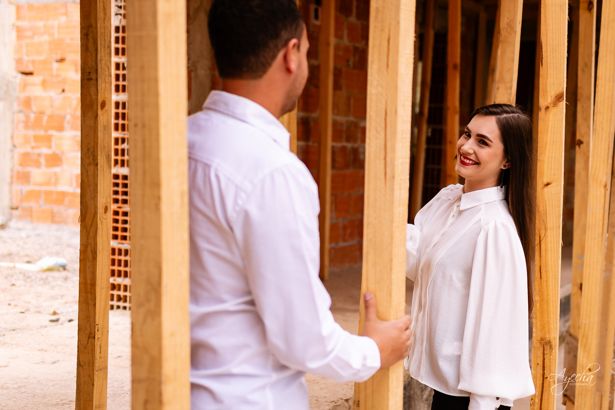 ensaio diferente; ensaio de casal, pé wedding; ensaio pré casamento; construindo nossa casa; ensaio contrução; ensaio autentico; ideia de fotos de casal; construindo nossa casa; fotos de casal; fotos noivos; ensaio noivos; ensaio familia