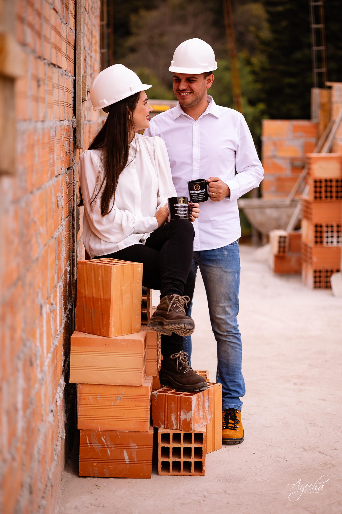 ensaio diferente; ensaio de casal, pé wedding; ensaio pré casamento; construindo nossa casa; ensaio contrução; ensaio autentico; ideia de fotos de casal; construindo nossa casa; fotos de casal; fotos noivos; ensaio noivos; ensaio familia