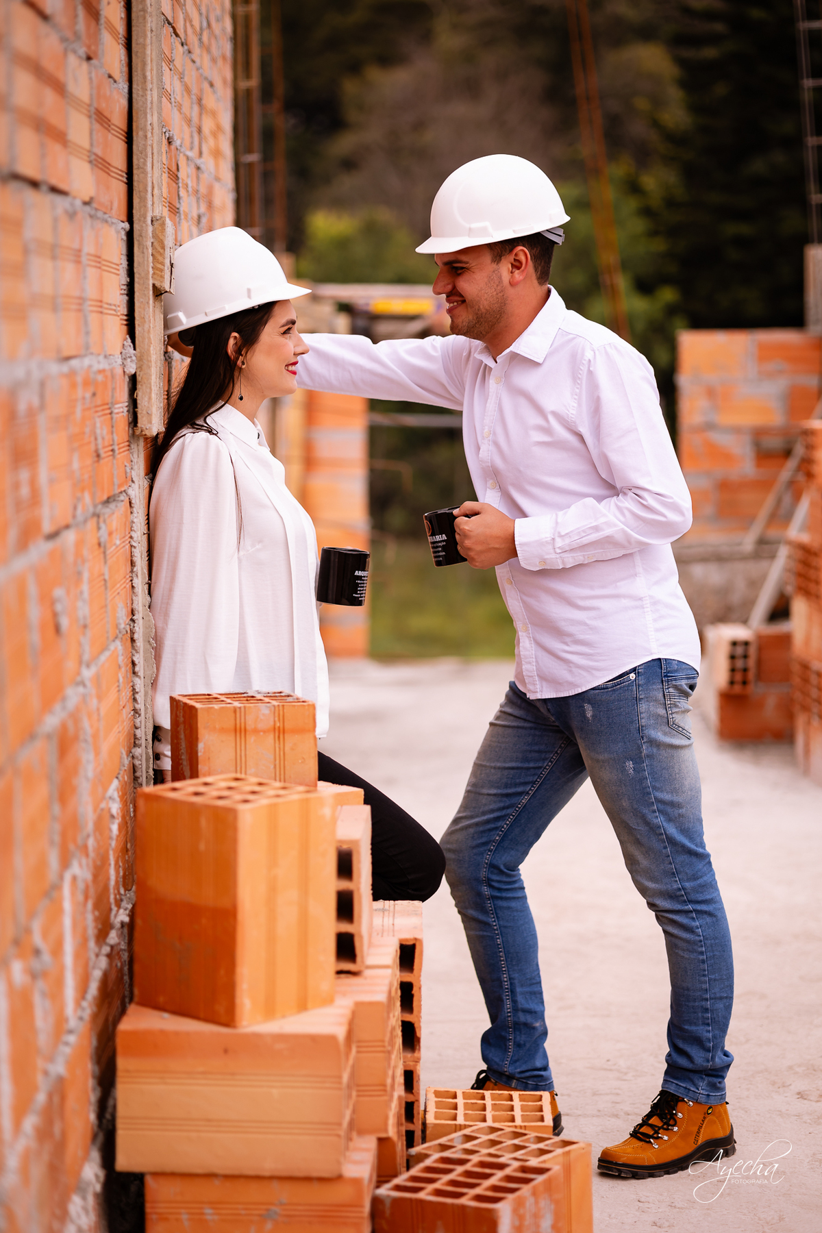 ensaio diferente; ensaio de casal, pé wedding; ensaio pré casamento; construindo nossa casa; ensaio contrução; ensaio autentico; ideia de fotos de casal; construindo nossa casa; fotos de casal; fotos noivos; casale ngenharia 