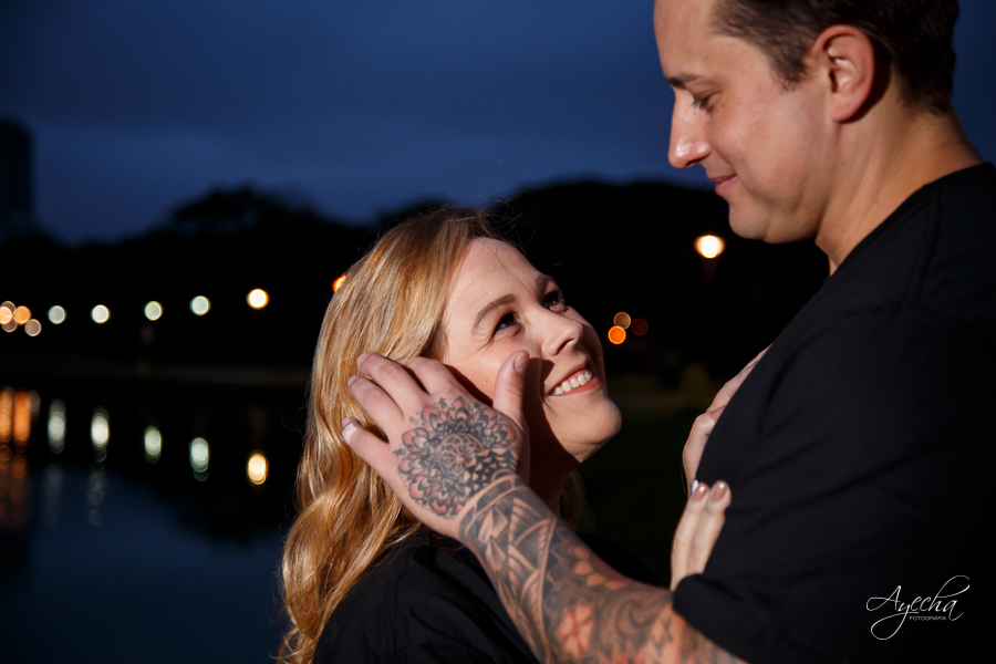 Ana e Ludi - Pré Wedding - Ensaio de Casal - Parque Barigui - Curitiba. Por Deborah Ayecha