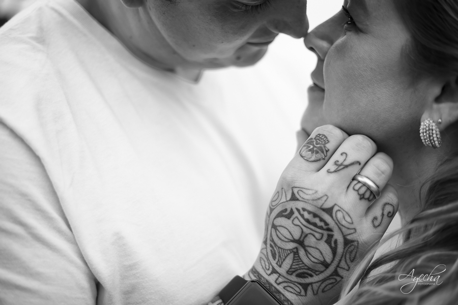 Ana e Ludi - Pré Wedding - Ensaio de Casal - Parque Barigui - Curitiba. Por Deborah Ayecha