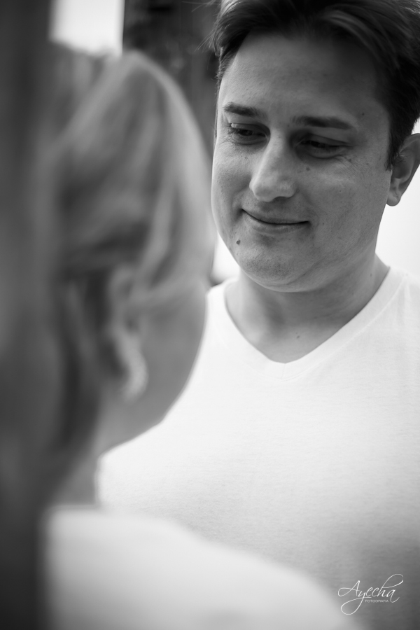 Ana e Ludi - Pré Wedding - Ensaio de Casal - Parque Barigui - Curitiba. Por Deborah Ayecha