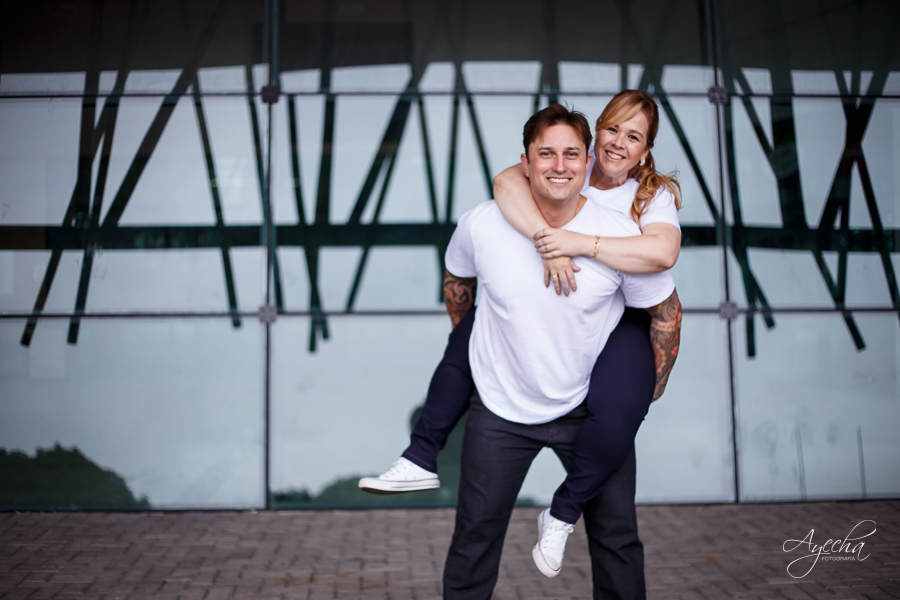 Ana e Ludi - Pré Wedding - Ensaio de Casal - Parque Barigui - Curitiba. Por Deborah Ayecha