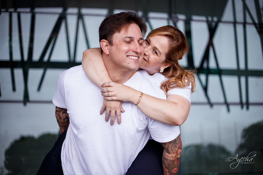 Ana e Ludi - Pré Wedding - Ensaio de Casal - Parque Barigui - Curitiba. Por Deborah Ayecha