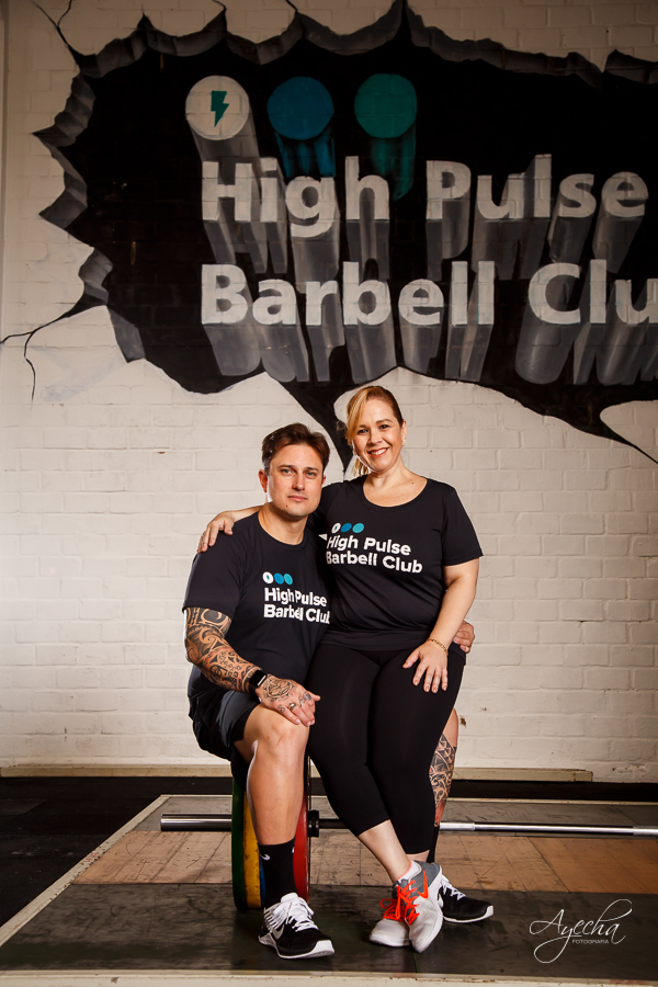 Ana e Ludi - Pré Wedding - Ensaio de Casal - Parque Barigui - Curitiba. Por Deborah Ayecha