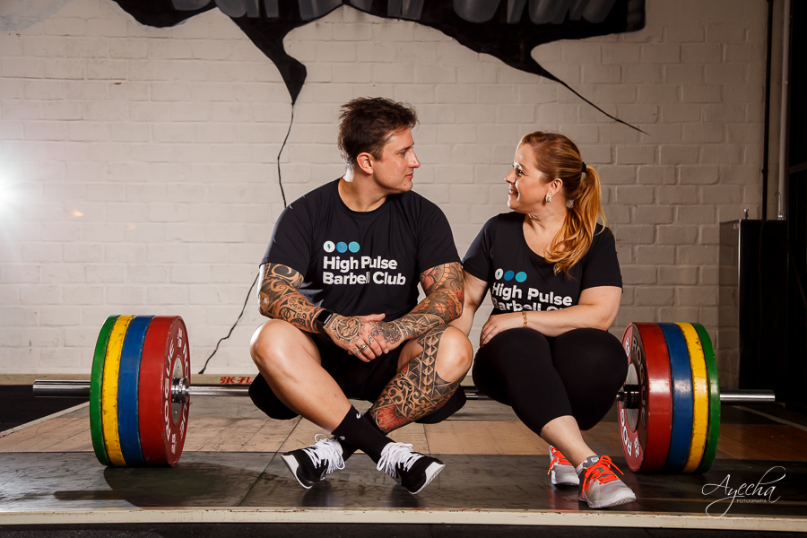 Ana e Ludi - Pré Wedding - Ensaio de Casal - Parque Barigui - Curitiba. Por Deborah Ayecha