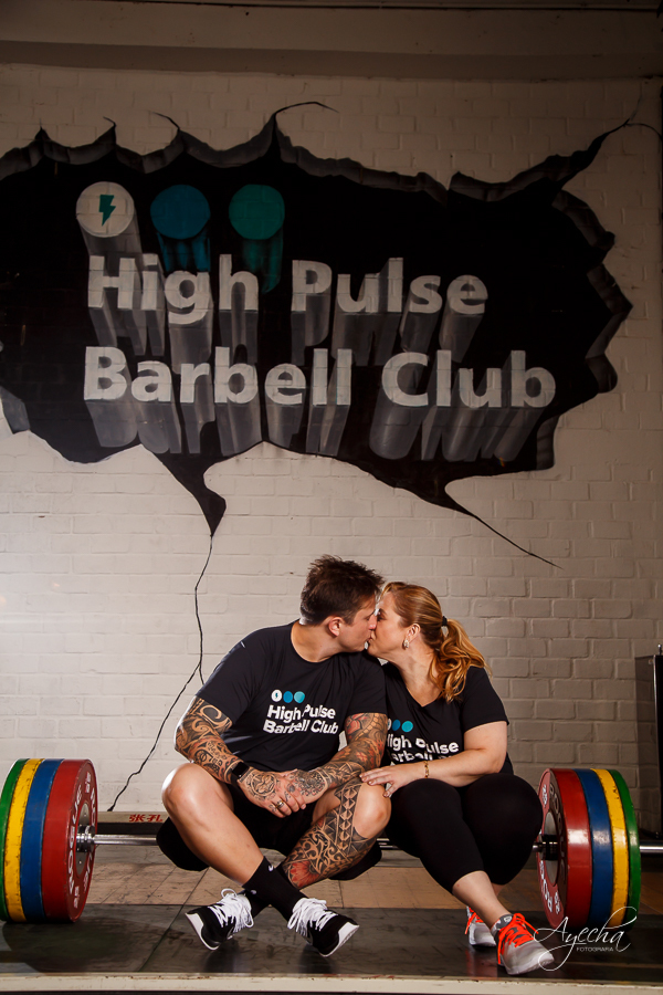 Ana e Ludi - Pré Wedding - Ensaio de Casal - Parque Barigui - Curitiba. Por Deborah Ayecha