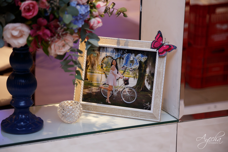 Fotografia de 15 anos; Vídeo de 15 anos; Debutantes Curitiba; Deborah Ayecha Fotografia; Festa de debutante; Festa de 15 anos;