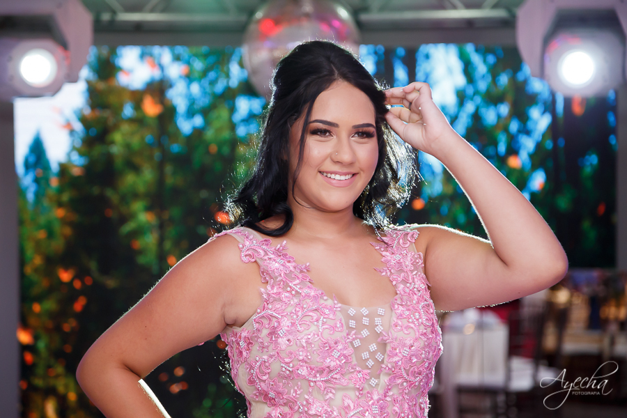 Fotografia de 15 anos; Vídeo de 15 anos; Debutantes Curitiba; Deborah Ayecha Fotografia; Festa de debutante; Festa de 15 anos;
