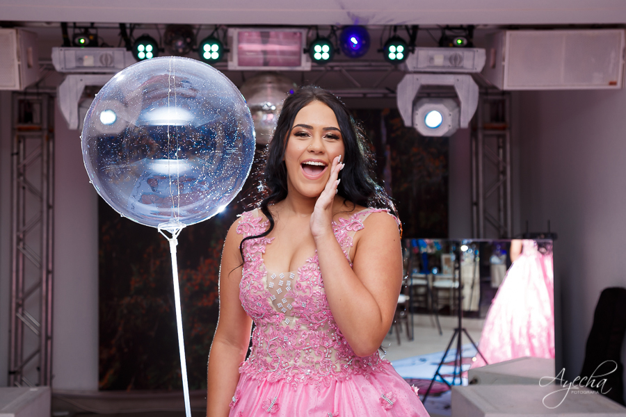 Fotografia de 15 anos; Vídeo de 15 anos; Debutantes Curitiba; Deborah Ayecha Fotografia; Festa de debutante; Festa de 15 anos;