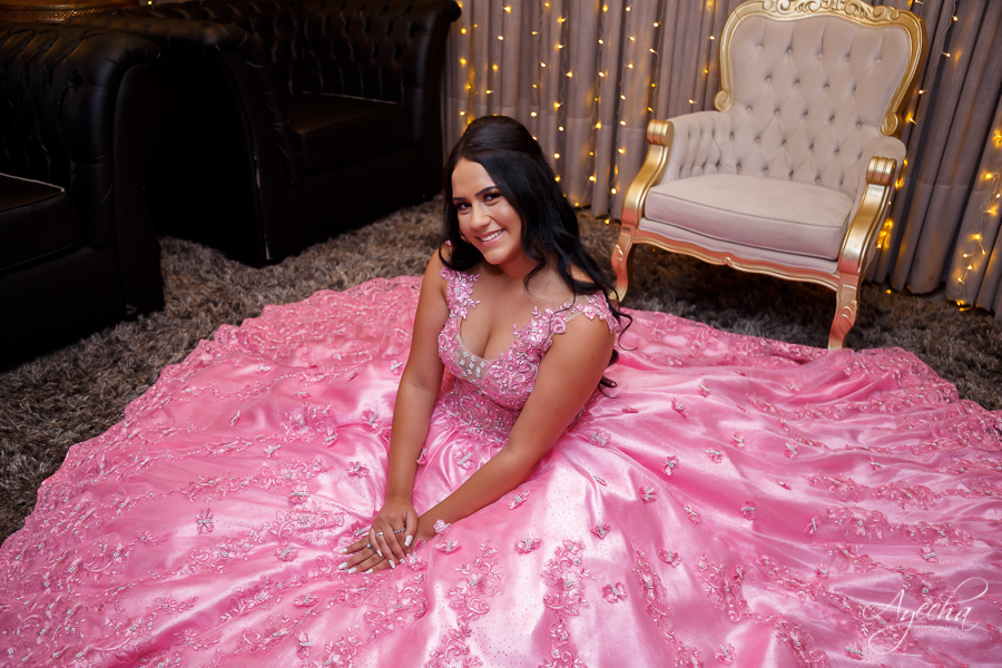 Fotografia de 15 anos; Vídeo de 15 anos; Debutantes Curitiba; Deborah Ayecha Fotografia; Festa de debutante; Festa de 15 anos;