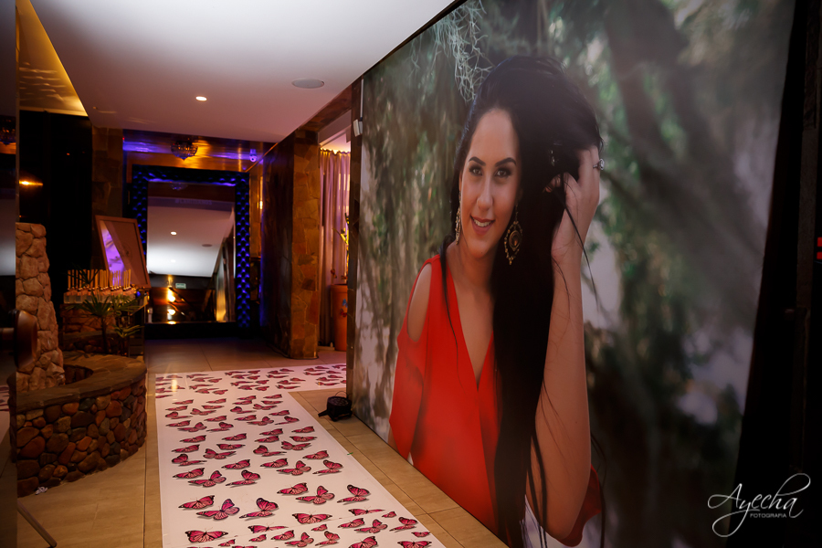 Fotografia de 15 anos; Vídeo de 15 anos; Debutantes Curitiba; Deborah Ayecha Fotografia; Festa de debutante; Festa de 15 anos;