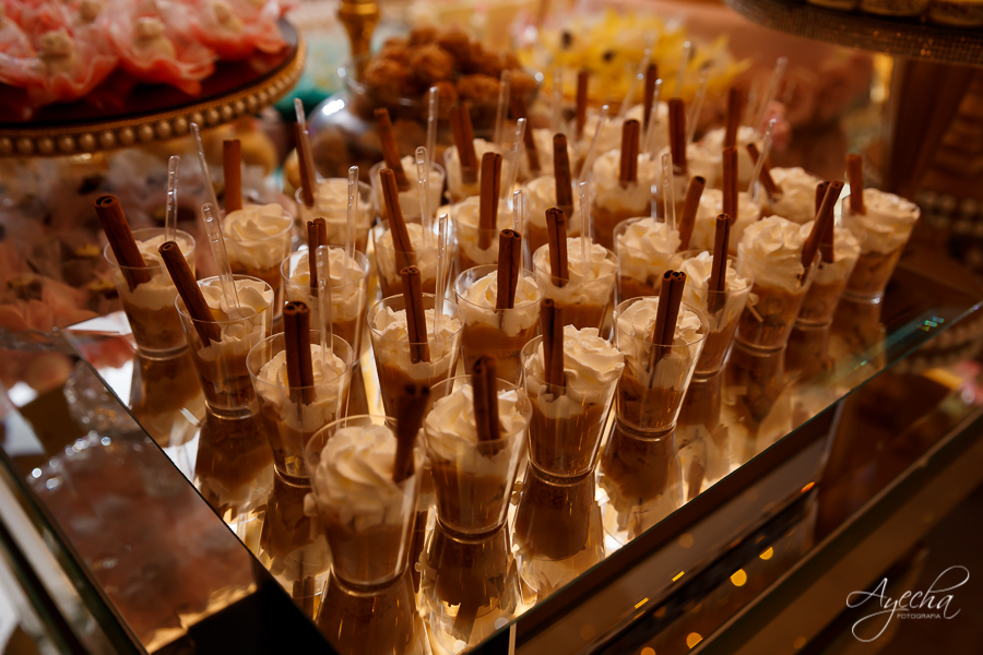 Fotografia de 15 anos; Vídeo de 15 anos; Debutantes Curitiba; Deborah Ayecha Fotografia; Festa de debutante; Festa de 15 anos;