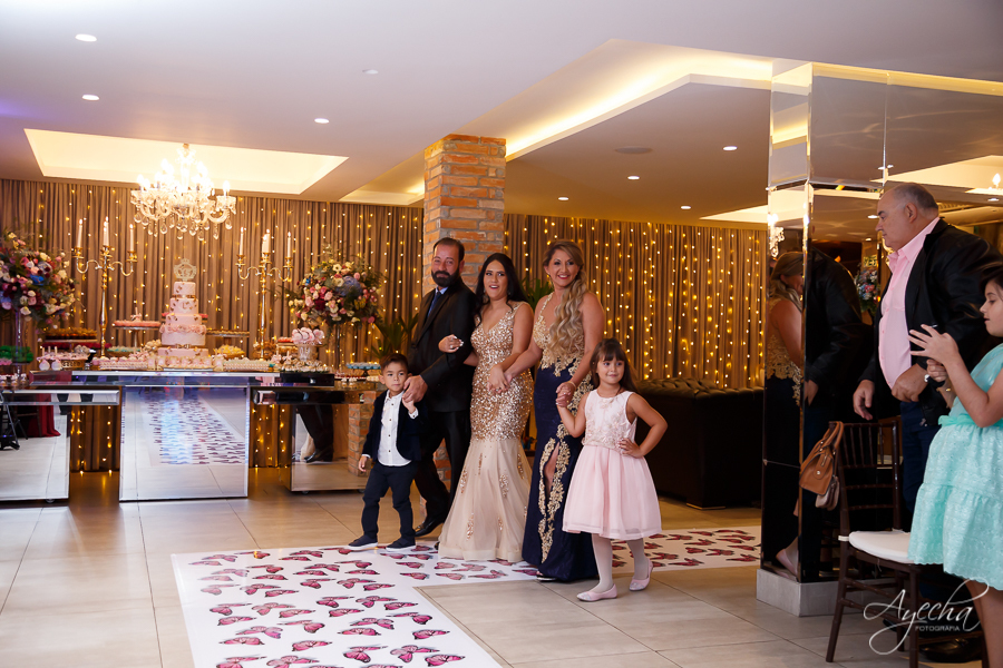 Fotografia de 15 anos; Vídeo de 15 anos; Debutantes Curitiba; Deborah Ayecha Fotografia; Festa de debutante; Festa de 15 anos;