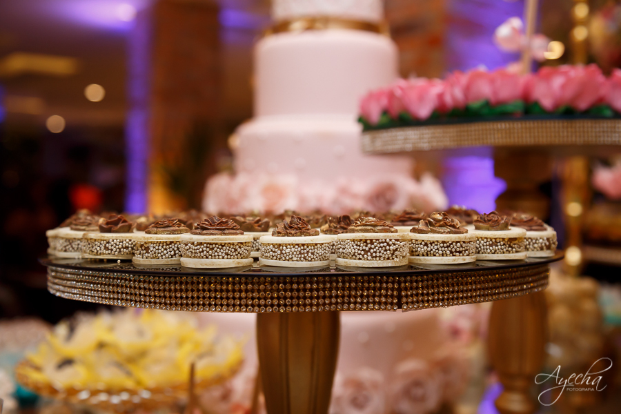 Fotografia de 15 anos; Vídeo de 15 anos; Debutantes Curitiba; Deborah Ayecha Fotografia; Festa de debutante; Festa de 15 anos;