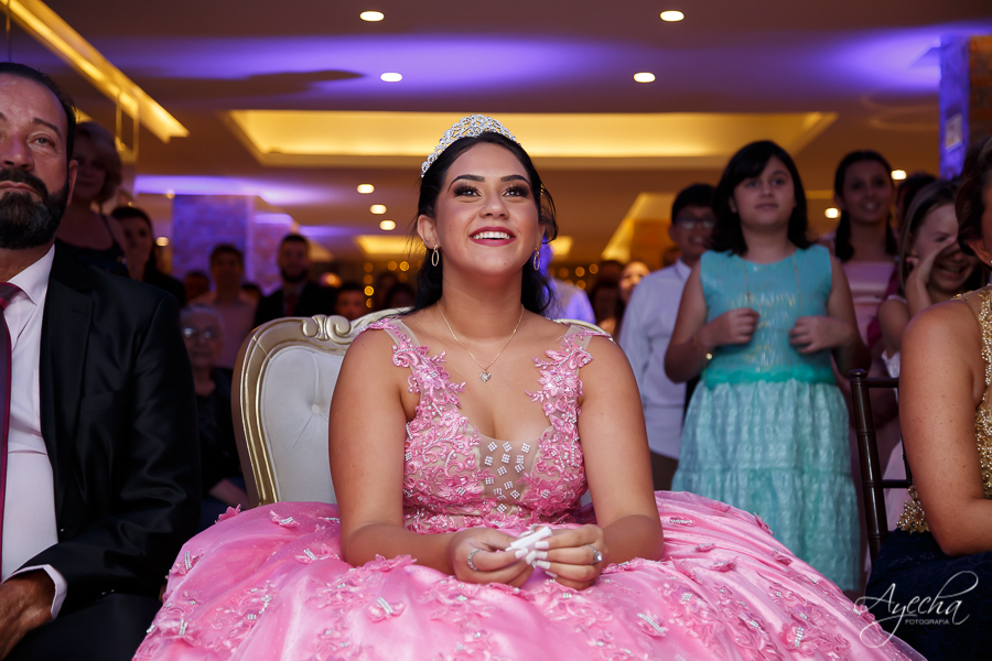 Fotografia de 15 anos; Vídeo de 15 anos; Debutantes Curitiba; Deborah Ayecha Fotografia; Festa de debutante; Festa de 15 anos;
