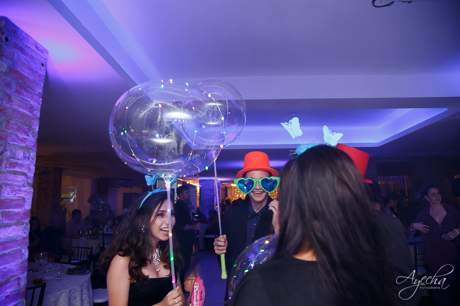 Fotografia de 15 anos; Vídeo de 15 anos; Debutantes Curitiba; Deborah Ayecha Fotografia; Festa de debutante; Festa de 15 anos;